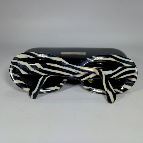 Original Dolce & Gabbana Black/White Zebra Ladies Sunglasses w/Hard Case main image 5